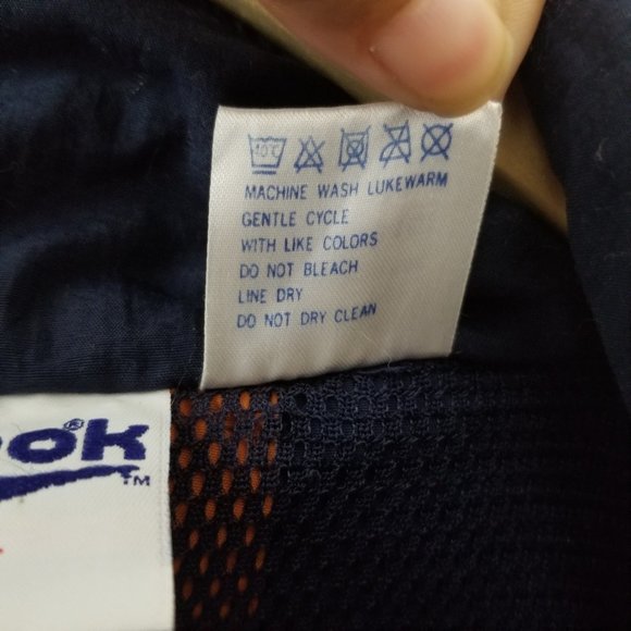 Vintage REEBOK Navy Nylon Jacket Windbreaker Tuck away Hoodie Medium - Picture 9 of 10